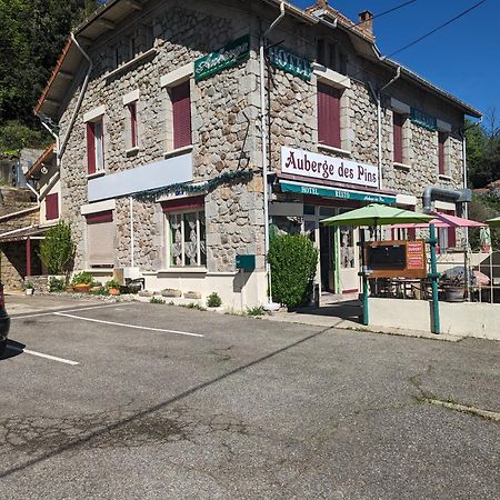 Auberge Des Pins Aubenas Exteriör bild
