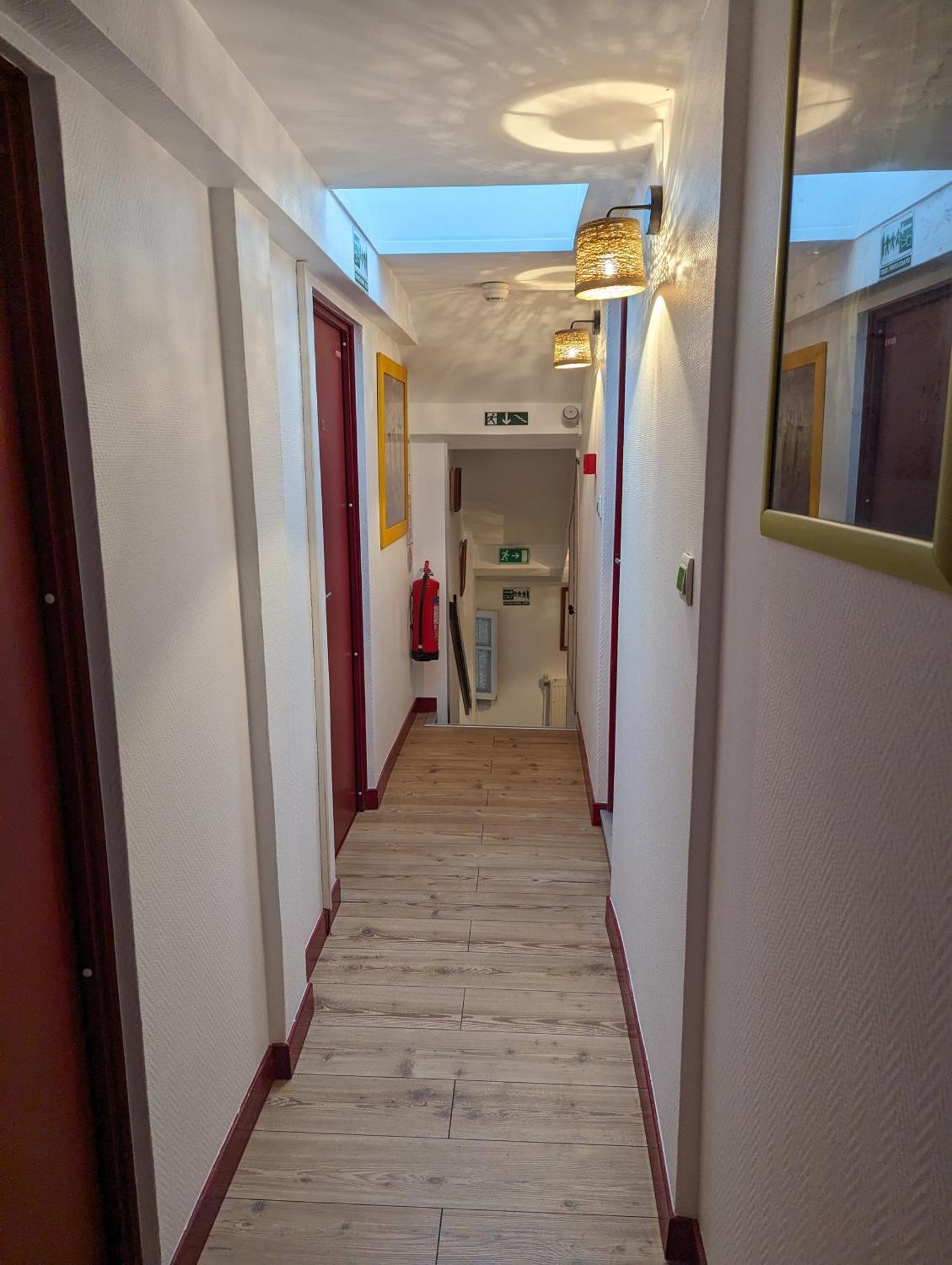 Auberge Des Pins Aubenas Exteriör bild